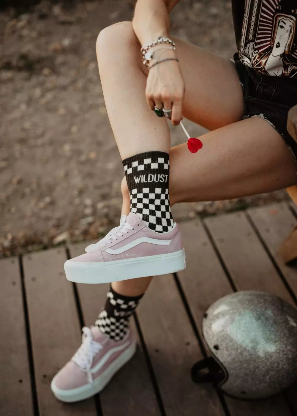 SOCKS - CHECKERBOARD GREY