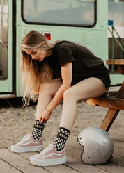 SOCKS - CHECKERBOARD GREY
