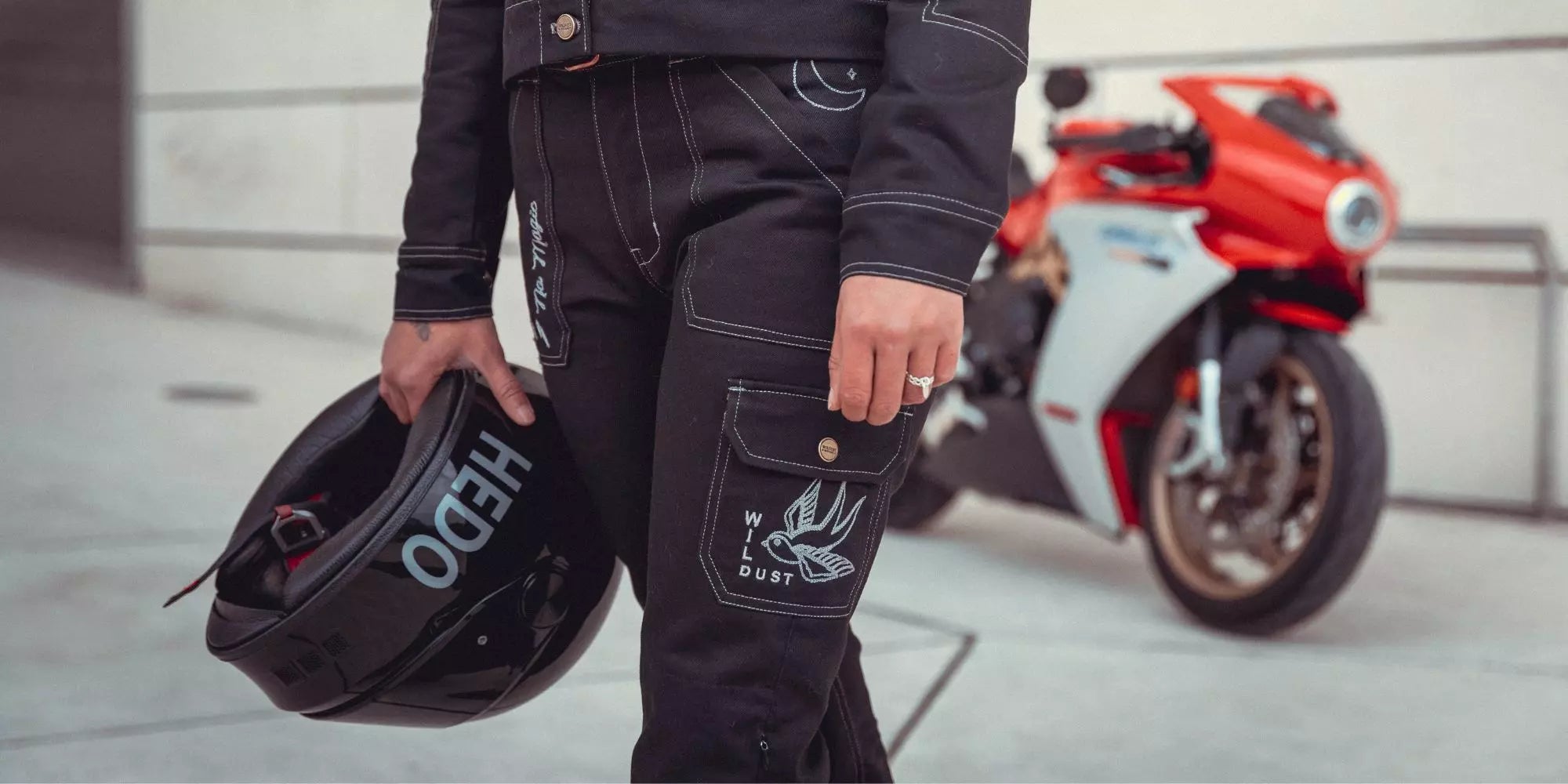 CARGO OVERLAND - BLACK