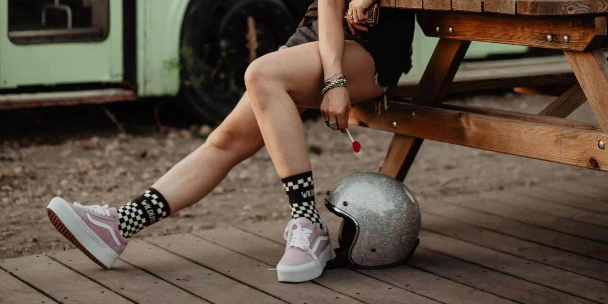 SOCKS - CHECKERBOARD GREY