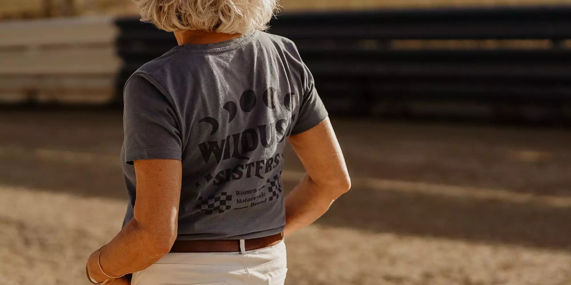 T-SHIRT - WILDUST SISTERS