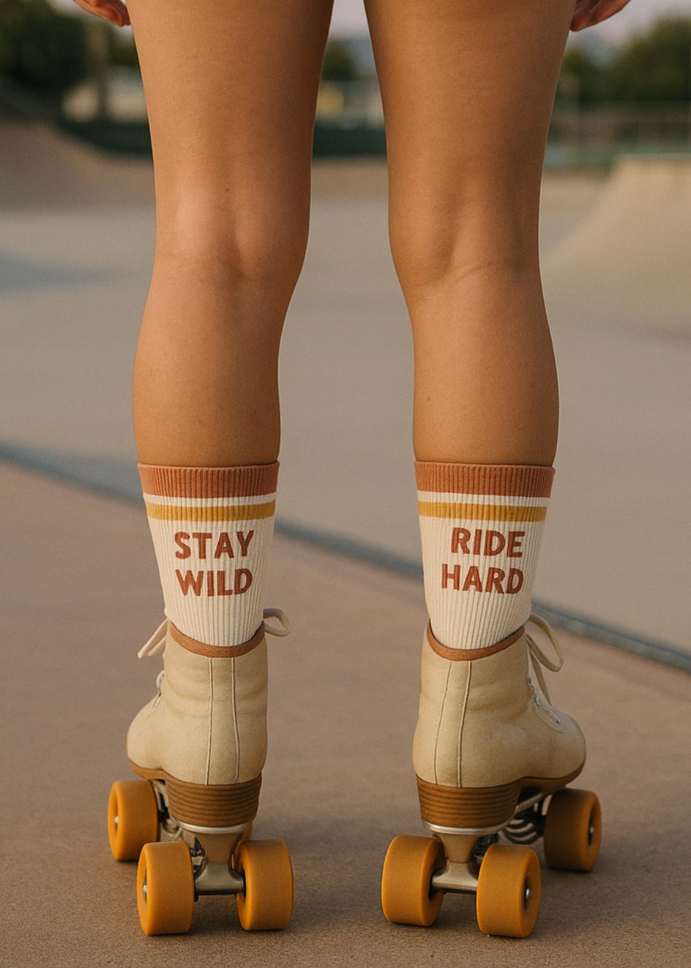 SOCKS - STAY WILD