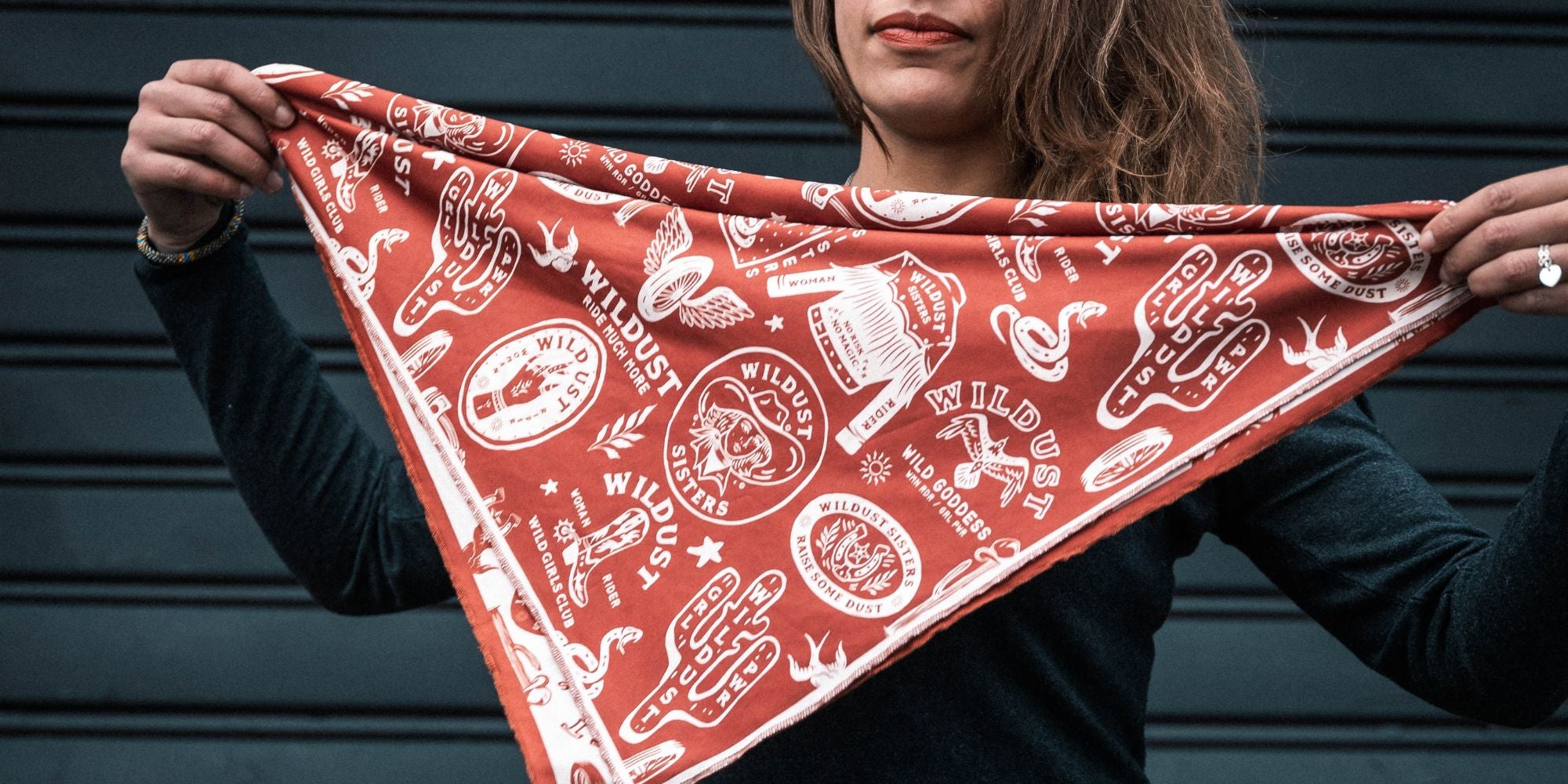 MOTO SCARF - WILD SPIRIT RED