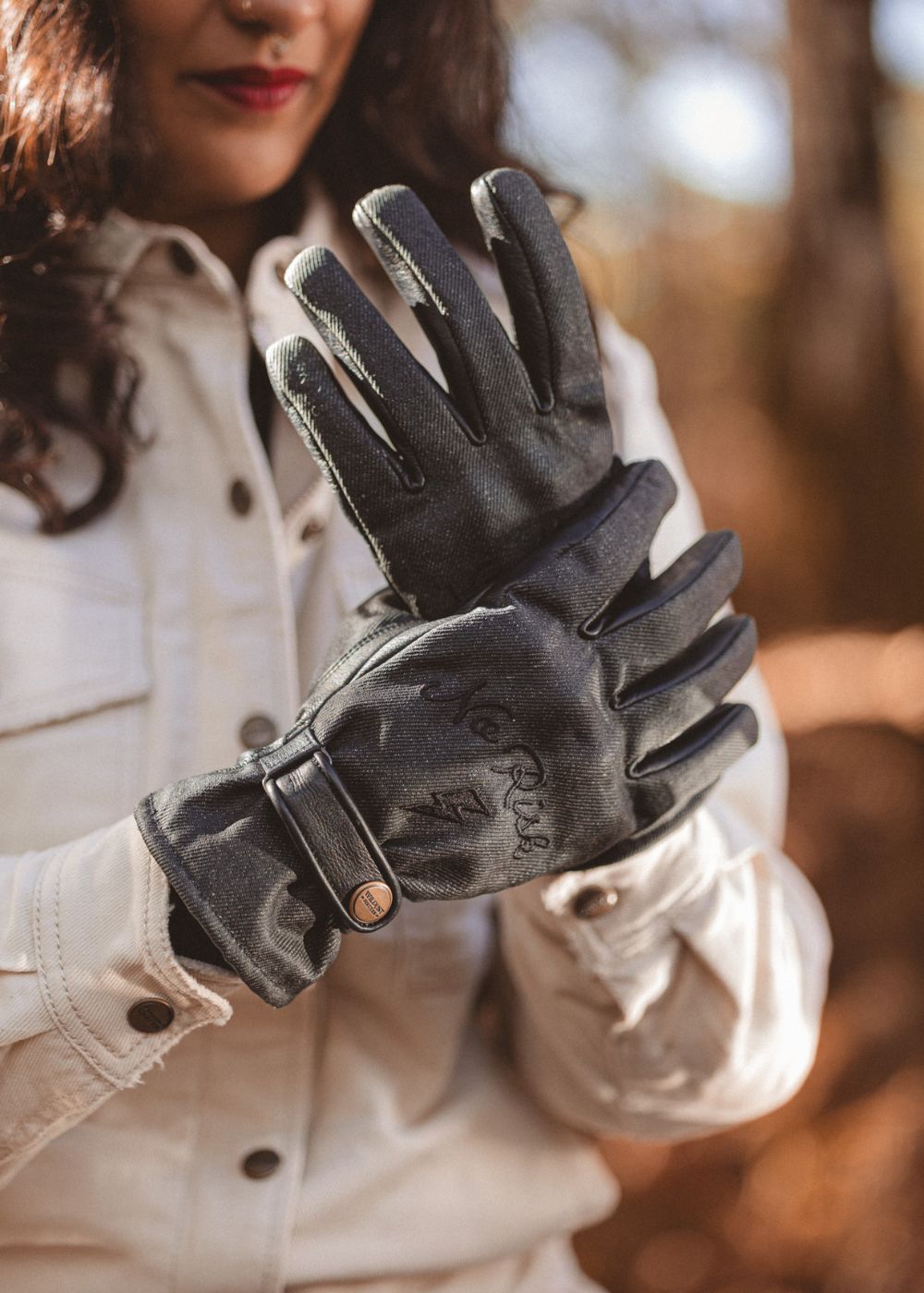 KP GLOVES - THRILLER