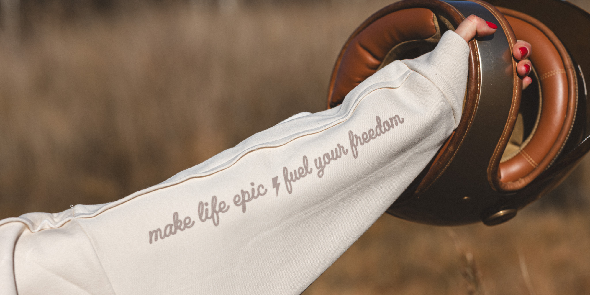 WIDE SWEATER - ESCAPE