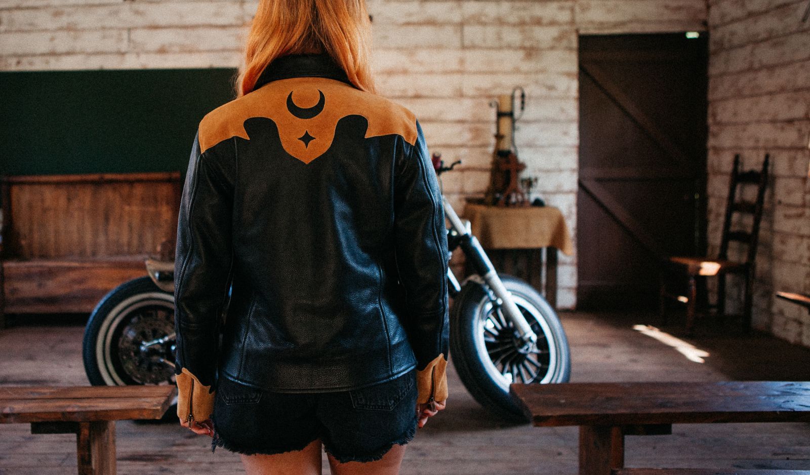 VESTE MOTO EN CUIR FEMME